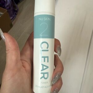 Nu Skin Refreshing Toner - Blue and White